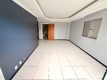 SALA AMPLA